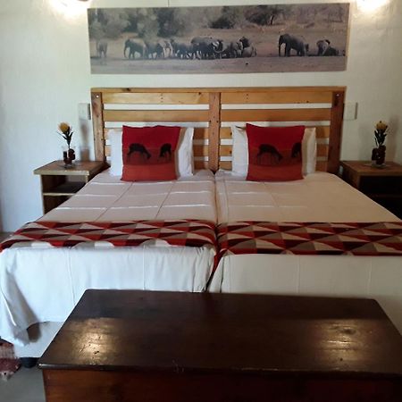 Bush Pub & Inn Hoedspruit Exterior photo